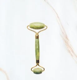 Jade Roller - Gezichtsroller - Face Roller - Gezichtsmassage - Gezicht - Gezichtsverzorgings Dames Mannen - Gezichtsborstel -Gillette Winkel 1152x1200 7