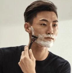 Gillette® Gillette Fusion5 Scheermesjes Voor Mannen - 8 Navulmesjes - XL Verpakking 11 Gillette® Gillette Fusion5 Scheermesjes Voor Mannen - 8 Navulmesjes - XL Verpakking -Gillette Winkel 1190x1200 15