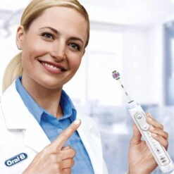 Oral B Oral-B 3D White - Met CleanMaximiser-technologie - Opzetborstels - 2 Stuks -Gillette Winkel 1198x1200 10