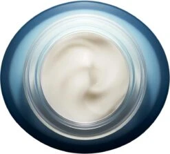 Clarins Hydra-Essentiel Crème Désaltérante - Dagcrème - 50 Ml 14 Clarins Hydra-Essentiel Crème Désaltérante - Dagcrème - 50 Ml -Gillette Winkel 1200x1084 2