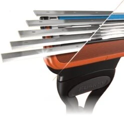 Gillette® Gillette Fusion5 - Scheersysteem Voor Mannen 15 Gillette® Gillette Fusion5 - Scheersysteem Voor Mannen -Gillette Winkel 1200x1117 5