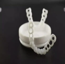 Kunstgebit - Facings - Witte Tanden - Kunst Tanden -Gillette Winkel 1200x1179