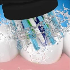 Oral B Oral-B CrossAction Zwart Opzetborstels - 4 Stuks 22 Oral B Oral-B CrossAction Zwart Opzetborstels - 4 Stuks -Gillette Winkel 1200x1198 9