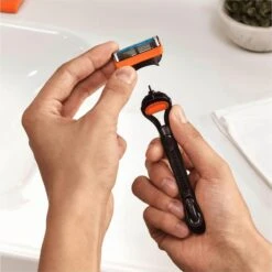 Gillette® Gillette Fusion5 Scheermesjes - 16 Navulmesjes - Brievenbusverpakking -Gillette Winkel 1200x1198 90