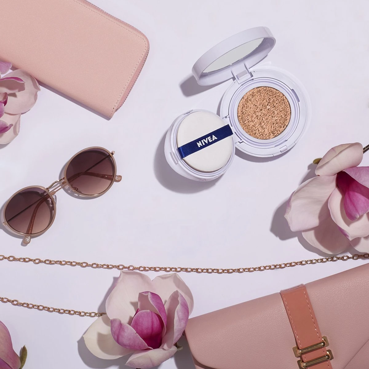 NIVEA Hyaluron Cellular Filler 3in1 Care Cushion – Medium 9 NIVEA Hyaluron Cellular Filler 3in1 Care Cushion – Medium - Afbeelding 7