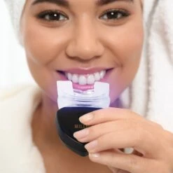 The Million Dollar Smile® Tandenbleekset Geschikt Voor Gevoelige Tanden - Zonder Peroxide (0%) - Wittere Tanden - 100% Natuurlijk - Tanden Bleken - Tandenblekers - Teeth Whitening Kit - Geen Gevoelige Tanden -Gillette Winkel 1200x1200 135