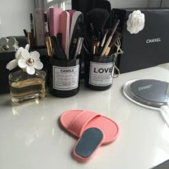 Allure Kristalpad Pijnloos Ontharen Pad Incl. Opbergtasje 12 Allure Kristalpad Pijnloos Ontharen Pad Incl. Opbergtasje -Gillette Winkel 1200x1200 2779