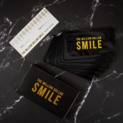 The Million Dollar Smile® - Teeth Whitening Strips - Crest Whitestrips -Tandenbleken - 28 Bleekstrips - 14 Behandelingen - Professionele Tandenbleek Strips - Tandenblekers - Wittere Tanden - Zonder Peroxide - Tanden Bleken - -Gillette Winkel 1200x1200 33