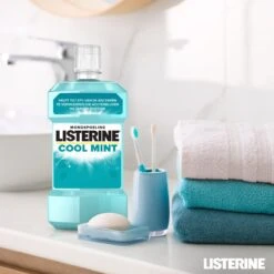 LISTERINE® Fresh Mint, Mondspoeling Met Essentiële Oliën Voor Een Langdurig Frisse Adem, 3x600ml -Gillette Winkel 1200x1200 621