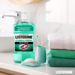 LISTERINE Clean & Fresh, Mondwater Met Essentiële Oliën En Fluoride, Zonder Alcohol, Bereikt De Plaatsen Die De Tandenborstel Mist – Zelfs Tussen De Beugel, 3 X 500 Ml -Gillette Winkel 1200x1200 641