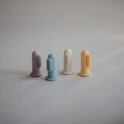 Mushie Finger Toothbrush Clay/Sand - Vingertandenborstel Baby - 2 Stuks Per Verpakking - Tandenborstel Siliconen 41 Mushie Finger Toothbrush Clay/Sand - Vingertandenborstel Baby - 2 Stuks Per Verpakking - Tandenborstel Siliconen -Gillette Winkel 1200x1200 667