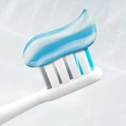 Colgate® Colgate Triple Action Whitening Tandpasta 6x75ml -Gillette Winkel 1200x1200 846