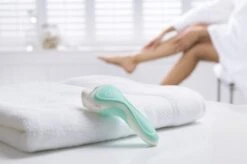 Wilkinson Intuition Sensitive Care 4 Scheermesjes - Navulling -Gillette Winkel 1200x799 25