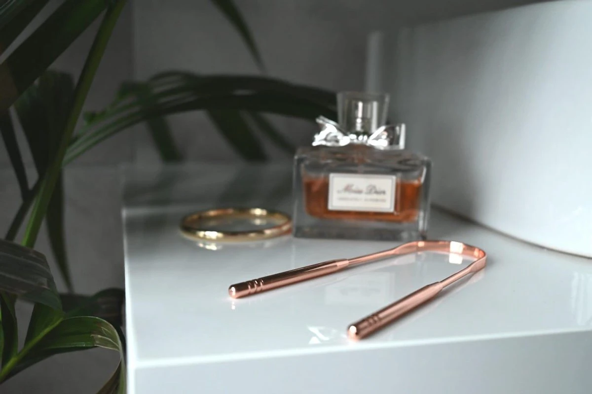 OrganiBrush 100% Koper Tongschraper / Tongreiniger - Antibacterieel - 2 Stuks 7 OrganiBrush 100% Koper Tongschraper / Tongreiniger - Antibacterieel - 2 Stuks - Afbeelding 5