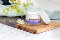 Biodermal Anti Age Dagcrème 60+ - Dagcrème Met Hyaluronzuur En Ceramide - Met - SPF15 - Geeft De Huid Meer Stevigheid - 50ml 26 Biodermal Anti Age Dagcrème 60+ - Dagcrème Met Hyaluronzuur En Ceramide - Met - SPF15 - Geeft De Huid Meer Stevigheid - 50ml -Gillette Winkel 1200x800 21