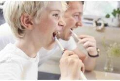 Bluem Tandpasta Met Fluoride - 75ml -Gillette Winkel 1200x818 2