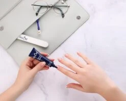 Herome Nagelriemcreme - Cuticle Cream - Herstelt Droge En Ingescheurde Nagelriemen. Ontstekingsremmend. - 13.5ml. 19 Herome Nagelriemcreme - Cuticle Cream - Herstelt Droge En Ingescheurde Nagelriemen. Ontstekingsremmend. - 13.5ml. -Gillette Winkel 1200x960 5