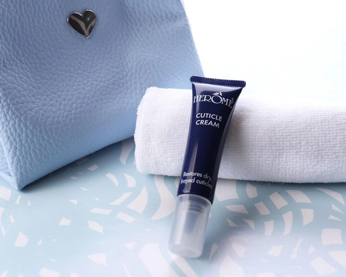 Herome Nagelriemcreme - Cuticle Cream - Herstelt Droge En Ingescheurde Nagelriemen. Ontstekingsremmend. - 13.5ml. 10 Herome Nagelriemcreme - Cuticle Cream - Herstelt Droge En Ingescheurde Nagelriemen. Ontstekingsremmend. - 13.5ml. - Afbeelding 8