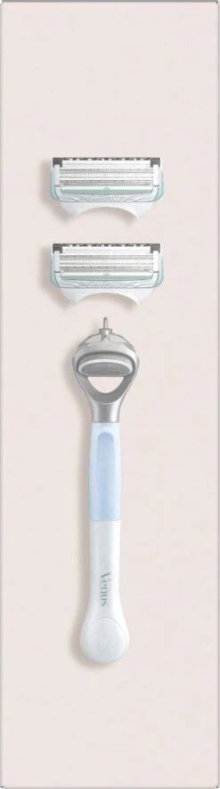 Giftpack Venus Satin Care - Scheersysteem + 2 Navulmesjes + 2-in-1 Reiniger + Scheergel 190ml + Exfoliant 177ml + Verzachtend Serum 50ml 19 Giftpack Venus Satin Care - Scheersysteem + 2 Navulmesjes + 2-in-1 Reiniger + Scheergel 190ml + Exfoliant 177ml + Verzachtend Serum 50ml -Gillette Winkel 335x1200 5