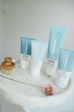 Naïf Voedende Nachtcrème - Voor Elk Huidtype - 50ml Gezichtsverzorging - Met Natuurlijke Ingrediënten -Gillette Winkel 800x1200 30