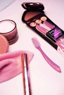 Wilkinson Scheermesje - Wenkbrauw Scheermesje - Gezicht Mesje - Eyebrow Razer - Derma Planing - 3 Stuks -Gillette Winkel 801x1200 8