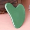 Merkloos Love Earth Premium Jade GuaSha Tool - 100% Echte Jade -Gillette Winkel 901x1200 2